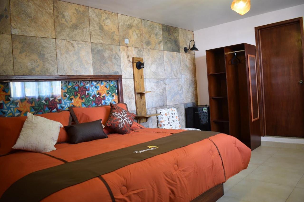 Hotel Las Candelas De ウアマントゥラ エクステリア 写真